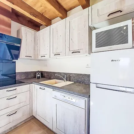 Cuzac By Interhome