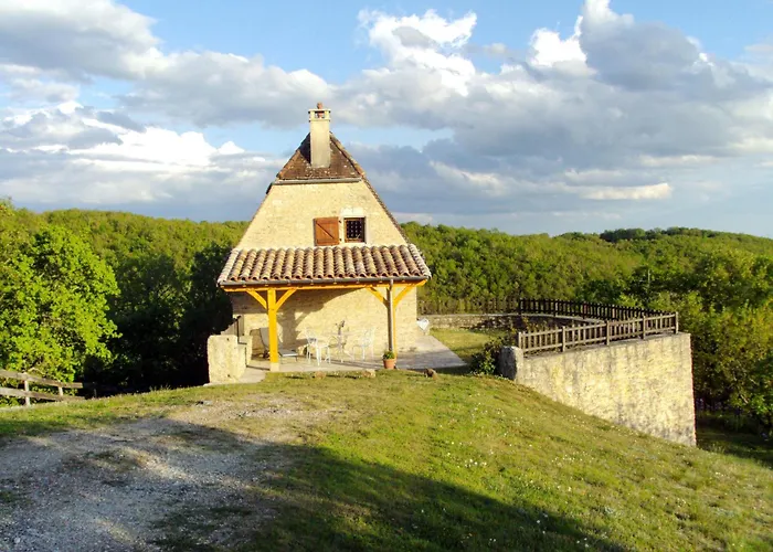 Semesterbostad Cuzac By Interhome *